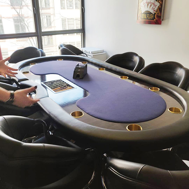 Google Casino Poker Table