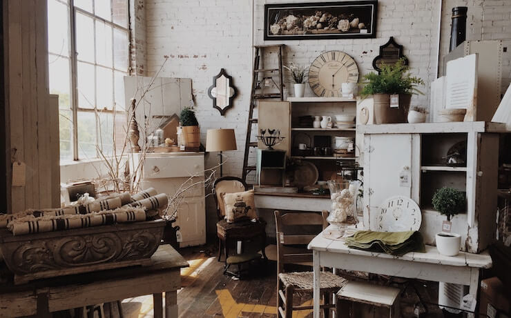 Where to Sell Your Antiques (Near You and Online)