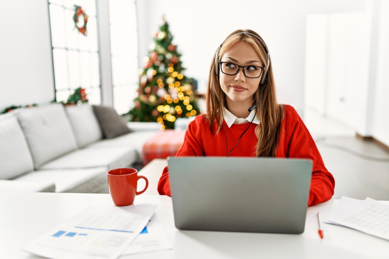 23 Ways to Earn Extra Cash for the Holidays